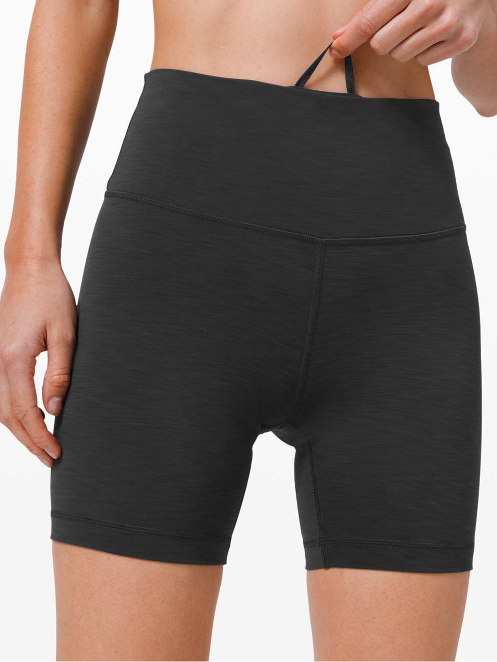 Lululemon Wunder Train High-Rise Short 6"
Heathered Graphite Grey